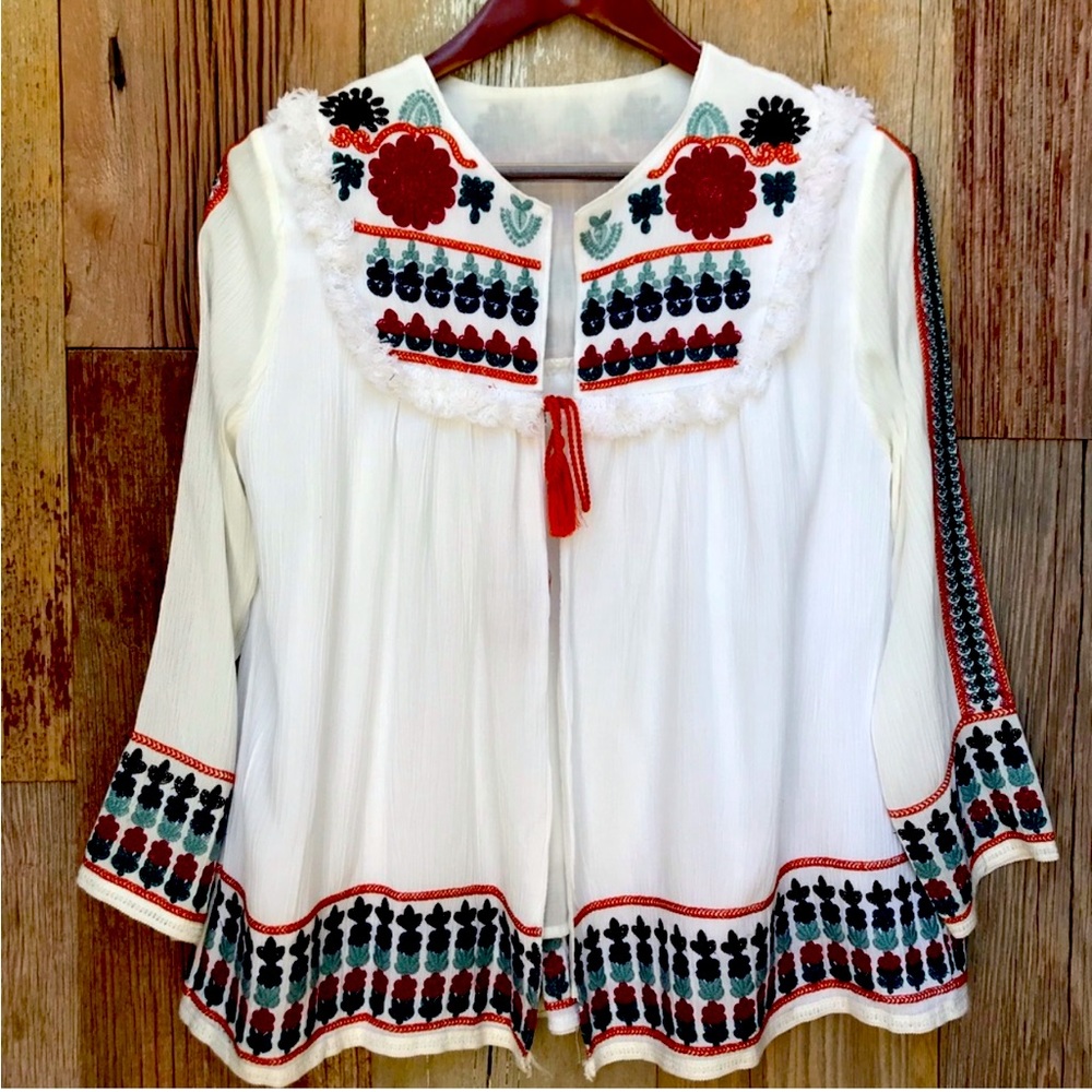 Embroidered open/tie front Peasant Blouse L